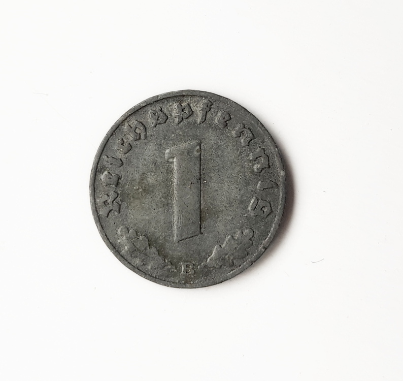 Монеты Германии 1800. Один рейхспфенинг. Боны Германии 1942 г. 1 Рейхспфенинг размер.