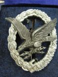 Знак стрелка-бортрадиста,в коробке.