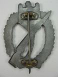 Пехотный штурмовой знак в серебре.
