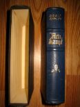 Книга "Mein kampf".